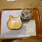 ねこねこ食パン - 料理写真:
