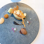 レミニセンス - 洋梨のいろんな味わいが楽しいデザート