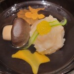 菅井 - 【お吸い物】海老しんじょうと大黒しめじ