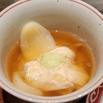 菅井 - 【蒸し物】蟹と湯葉と百合根