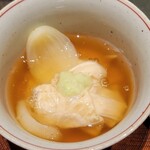 菅井 - 【蒸し物】蟹と湯葉と百合根