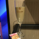 アートホテル - ポールスター1杯いただけます