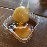 餅処　深瀬 - 料理写真:栗だんご