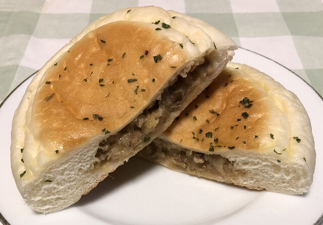 モンペリエ ヨークベニマル泉古内店 - 泉中央（パン）の写真