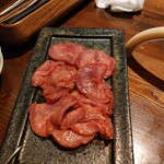 Yakiniku Ushikane - 