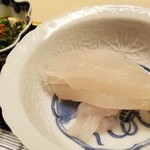 道人 - ⑤皮剥(兵庫県明石産、当日〆)、肝ポン酢
      釣り船にポン酢を持ち込んで、釣って直ぐに船上放血神経〆してもこんなに美味しくない
      新鮮だから美味しい訳じゃないんです
      勿論、普通の居酒屋より断然美味しいけどね