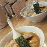 Shinasoba Nakajima - ワンタン麺
