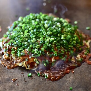 Enjoy our most popular Hiroshima Okonomiyaki “Negi & Mocheese”