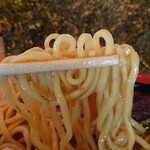 家系ラーメン たつ家 - 麺リフトアップ