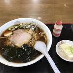 吉乃屋 - いつものラーメン大盛600円