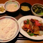 拉拉飯店 - 「黒酢の酢豚定食」1309円