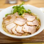 ラーメン ル・デッサン - チャーシューのせてみた