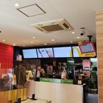 Makudo narudo - 店内の注文場所です。