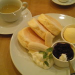 ビーンズカフェ - バナナ＆カスピ海ヨーグルト＆アイスパンケーキ