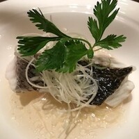 中国料理 桃李 - 白身魚の老酒香り蒸し
