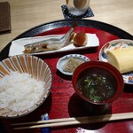 新町あだち - 食事