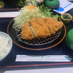 Tonkatsu To Washokuno Mise Chouhachi - 