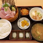 目利きの銀次 - まぐろ刺身定食　1050円