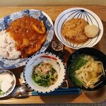 まンまや おちょキッチン - “ハヤシライス（とその仲間たち）”