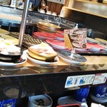 Mawaru Sushi Mekkemon - 店内