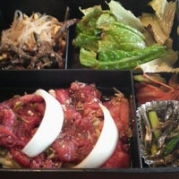 焼肉 香龍園 - 和牛カルビ弁当ランチセット