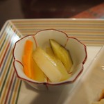 中国旬菜 茶馬燕 - 漬物.JPG