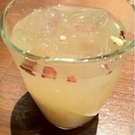 韓辛DELI - 2012.12.3 オープン初日【昼】追加で食後に蜂蜜ゆず茶。通常480円→ランチ注文で180円に