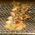 Soujiki Nakahigashi - 小浜の笹鰈の骨と鰭をカリカリに焼いております