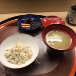 赤坂 菊乃井 - 昼懐石１３３１０円。秋刀魚御飯、白菜すり流し。秋刀魚の旨味がしっかり伝わる、とーっても美味しい秋刀魚御飯です（╹◡╹）（╹◡╹）