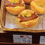 ベーカリー Roti - カニさんウインナー＆たまご