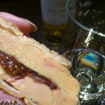 レストラン バカール - フォグラと無花果の最中とソーテルヌ