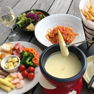 tables cook&LIVING HOUSE - 冬季限定チーズフォンデュコース