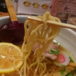 会津ラーメン 和 - 麺はこんな感じ