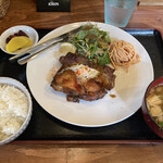 大衆食堂ヒザコシ - 