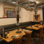 炭火焼肉みや - 内観写真: