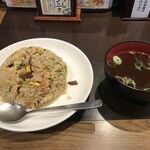 無尽蔵 こいわ家 - チャーハンとスープ