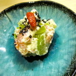 華丸吉日 - マスカットとスモークサーモンの白和え