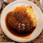 炭火焼ステーキ あおき - 令和3年11月 ランチタイム
            ハンバーグ定食 1000円