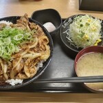 Densetsuno Sutadonya - すたみな極カルビステーキ丼超極み盛り(期間限定)飯増し+プチサラダ