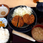 Katsufuji - メンチカツ定食　ライス・とん汁（小）付き ごはん大盛