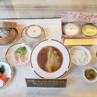 筑紫樓 銀座店 - フカヒレランチ