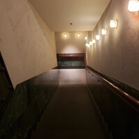 筑紫樓 銀座店 - 階段