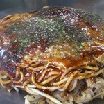 一銭洋食 - お好み焼きそば入り玉子（６００円）