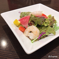 中国料理 豪華 - 海老入り海鮮サラダ