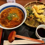 信州屋 - カレーそば、五種の天ぷら盛合せ