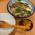 力餅 - 肉丼590円✨こうみえて、つゆだく状態✨