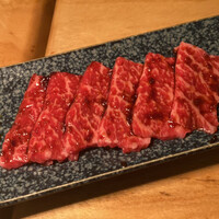 カルネジーオ イースト - 