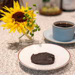 おかしやうっちー - 蕨　黒ばな　飛騨高山