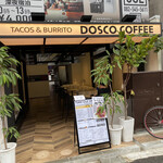 TACOS&BURRITO DOSCO COFFEE - 新天地公園側の外観