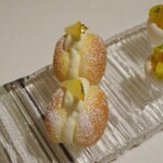 ロオジエ - ランチ 秋の特別メニュー：プチフール（クリームチーズ）